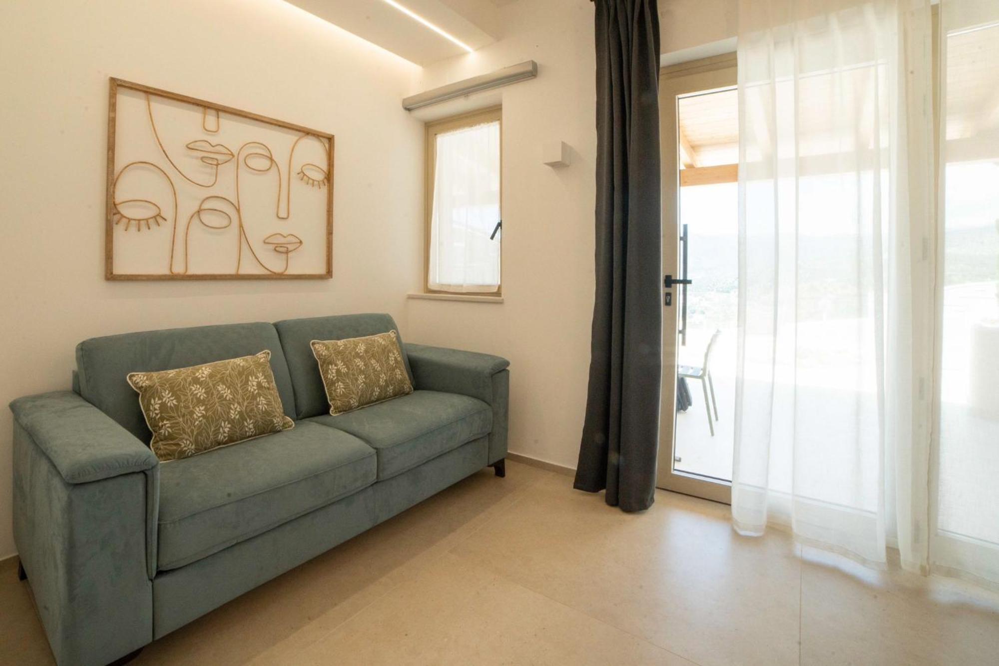 Aura Apartments Маттіната Екстер'єр фото