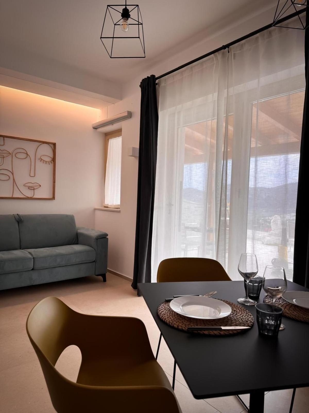 Aura Apartments Маттіната Екстер'єр фото